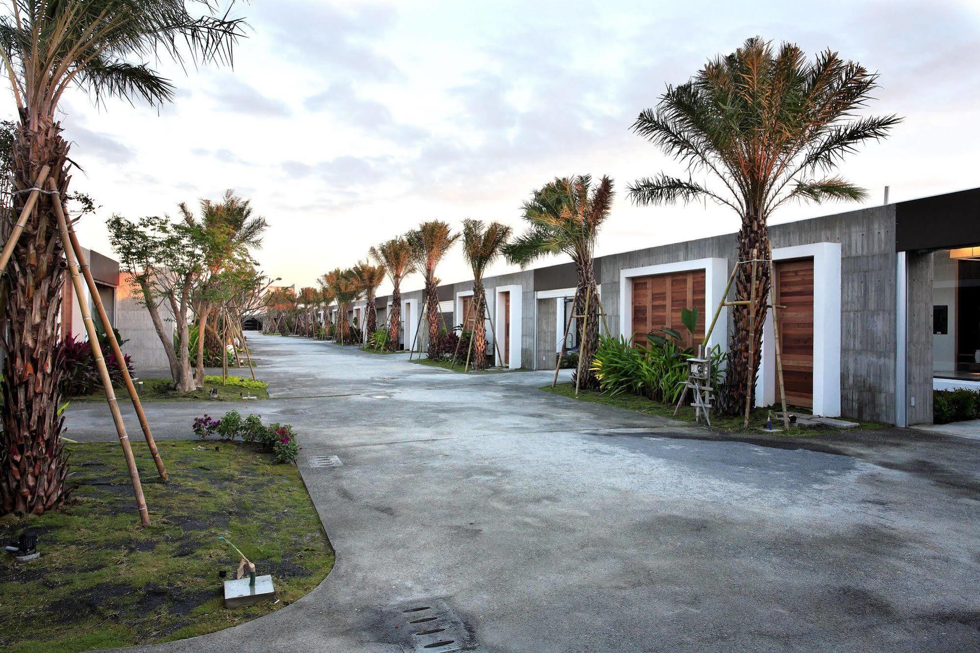H Villa Inn Tainan Exteriör bild